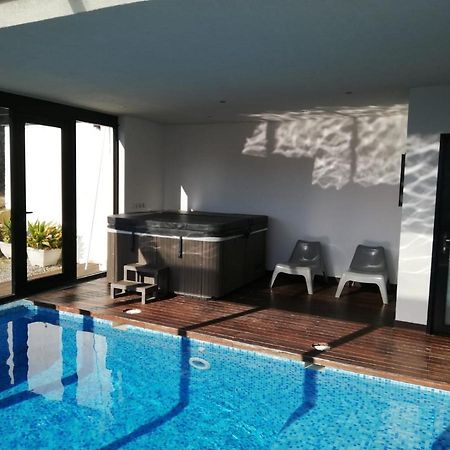 Casa Ceca De La Playa Y Barcelona, Con Piscina Climatizada Y Jacuzzi Vallromanes Exterior foto