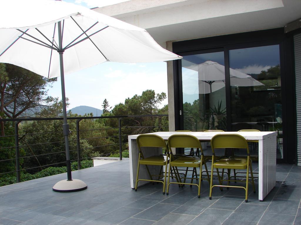 Casa Ceca De La Playa Y Barcelona, Con Piscina Climatizada Y Jacuzzi Vallromanes Quarto foto